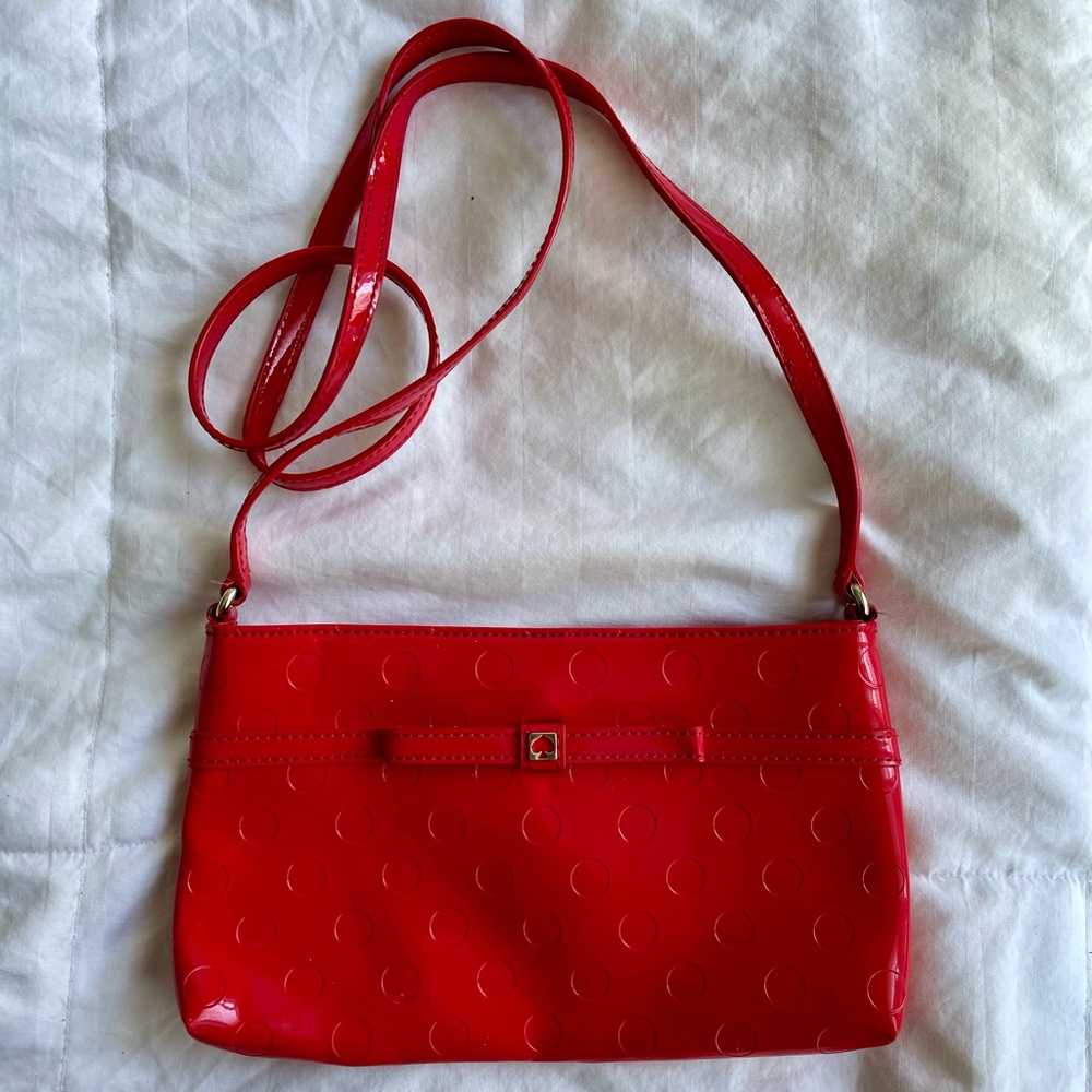 Kate Spade New York
Camellia Street Amy Bow Purse Patent Red Polka Dot Crossbody